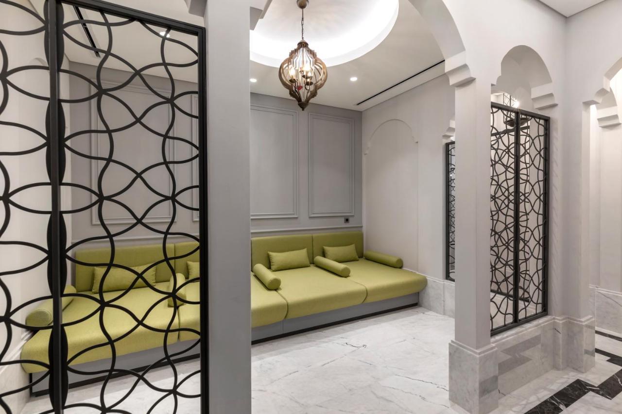 Wish Sisli מלון 5*